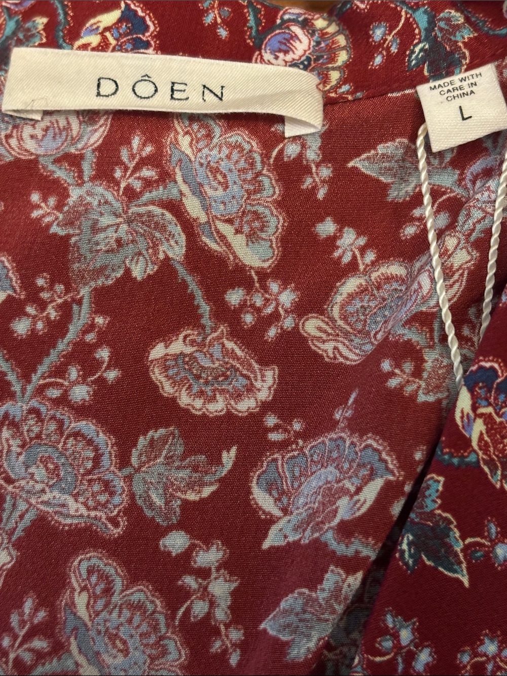 NWT DÔEN Abena Top in Garnet Arbor Rose Floral - Picture 4 of 8